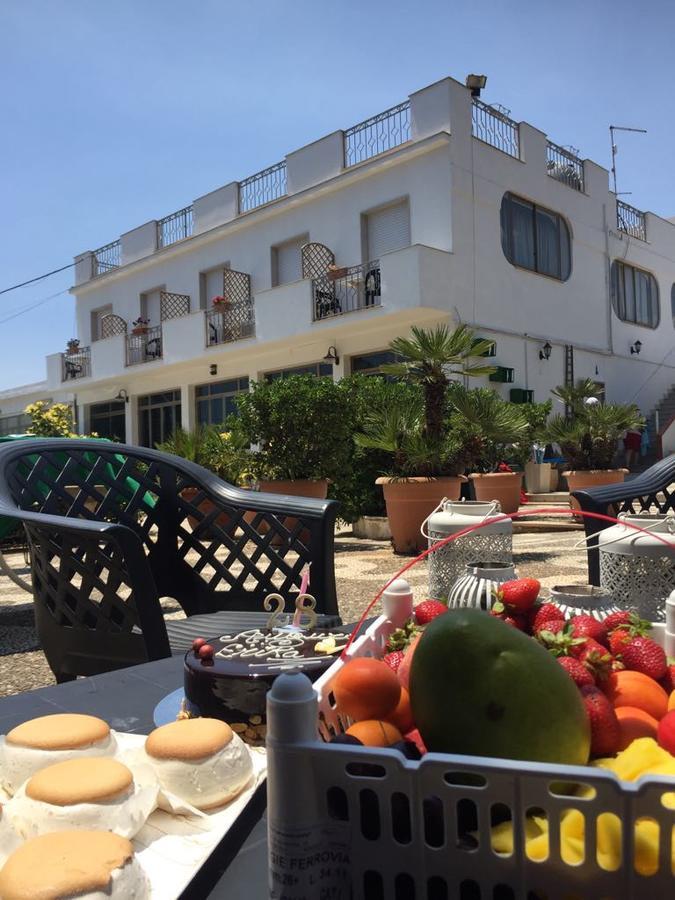 Villa Midolo Lido di Noto Exteriör bild