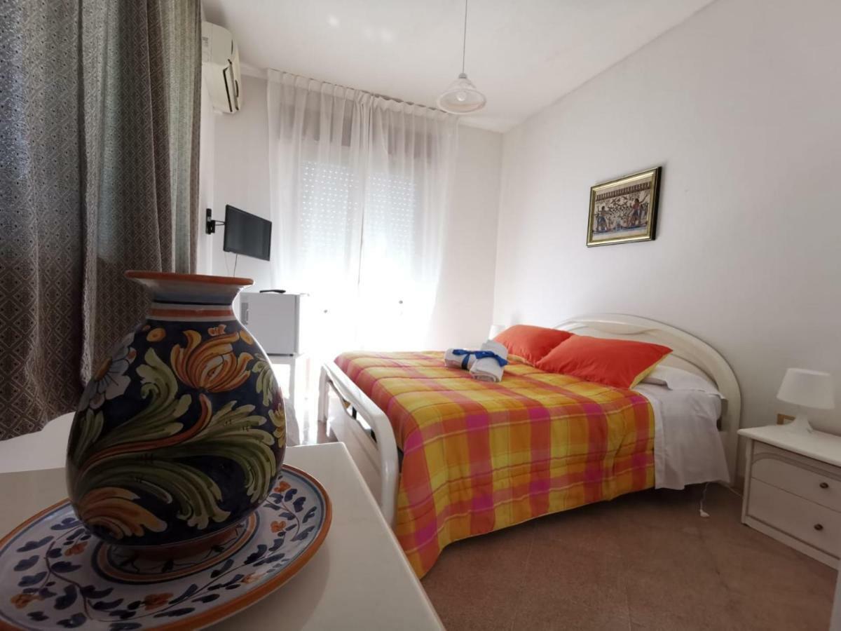 Villa Midolo Lido di Noto Exteriör bild