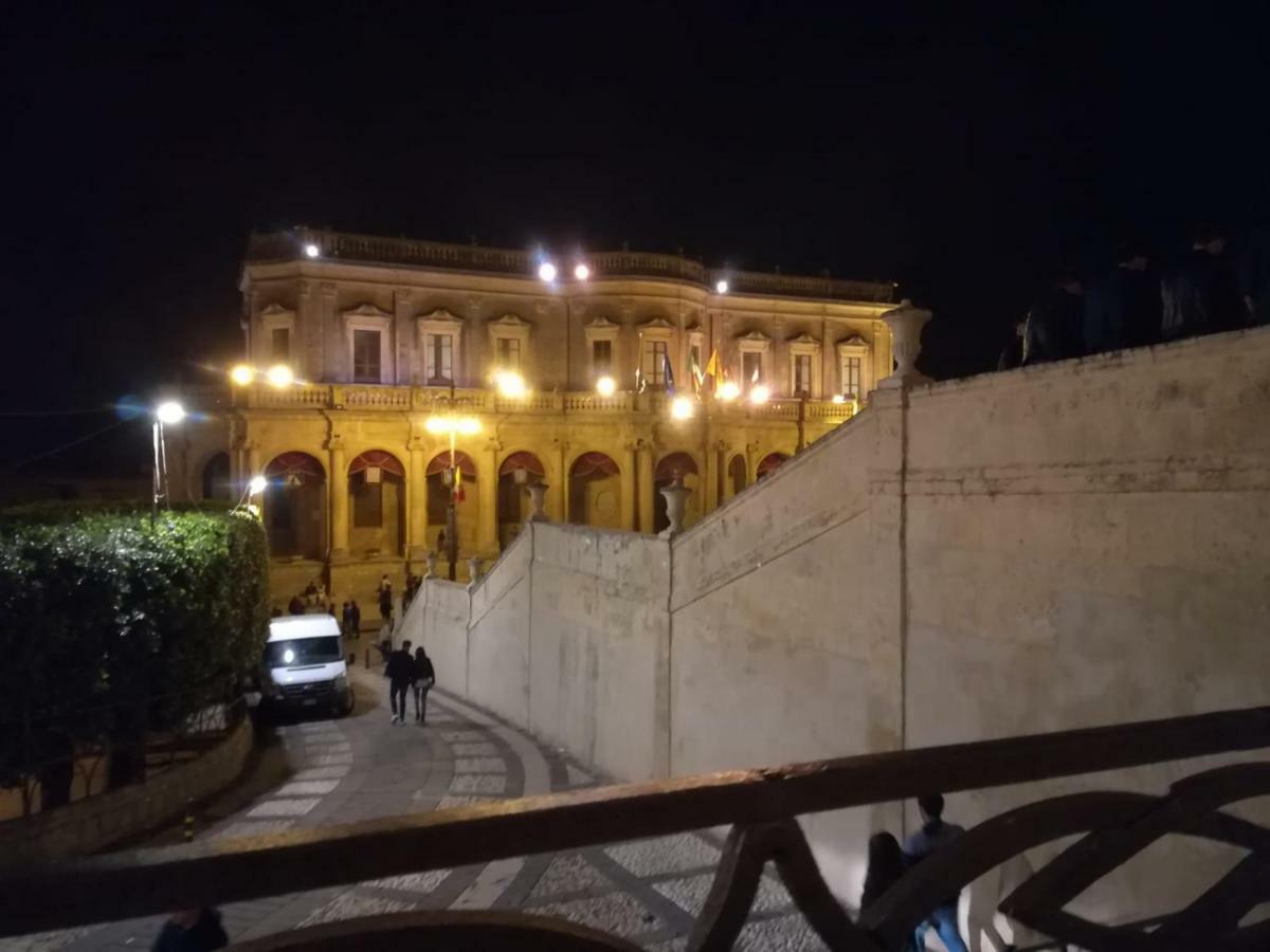 Villa Midolo Lido di Noto Exteriör bild