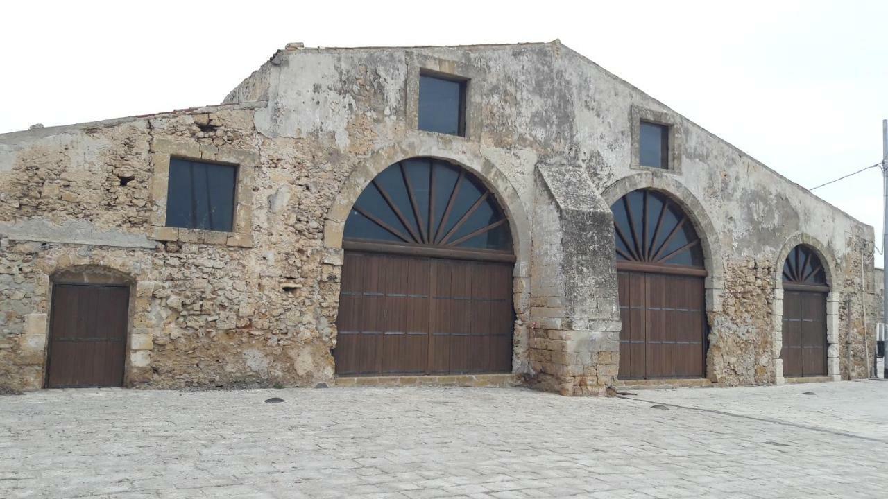 Villa Midolo Lido di Noto Exteriör bild